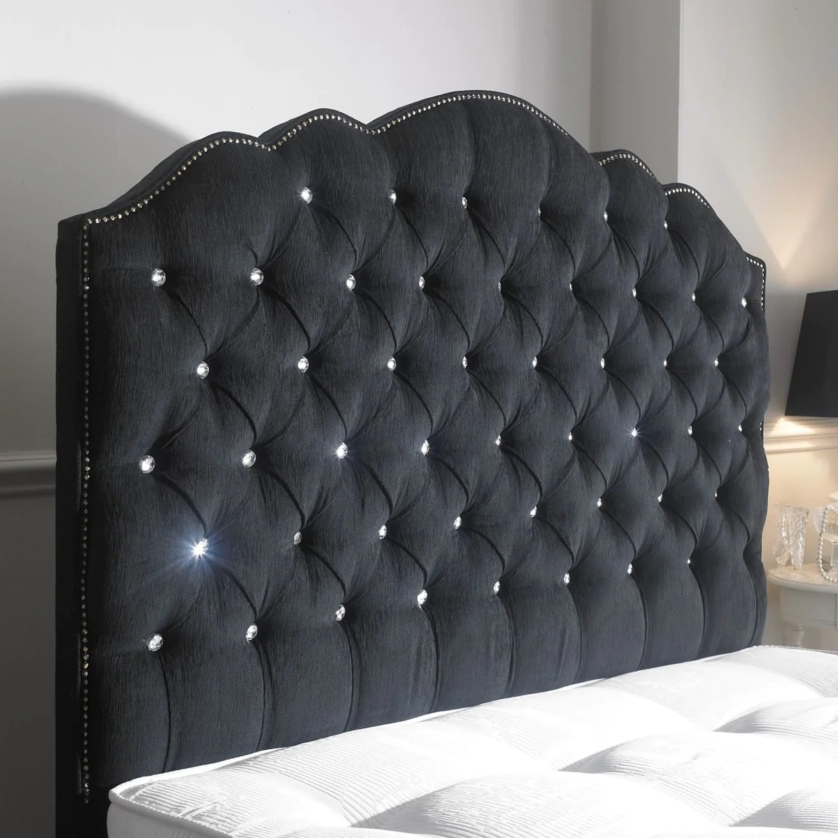 Diamond Tufted Bed With Crystal Buttons 